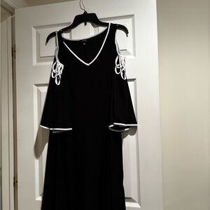 MSK Black & White Cold Shoulder Dress